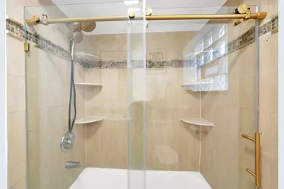 3617 W 63rd Place, Chicago, IL 60629 - Photo 8