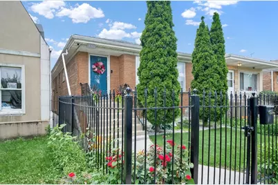 3617 W 63rd Place, Chicago, IL 60629 - Photo 2