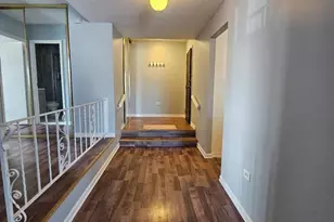 [Address not provided], Niles, IL 60714 - Photo 2