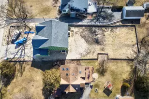 6136 Bentley Ave, Willowbrook, IL 60527 - Photo 4