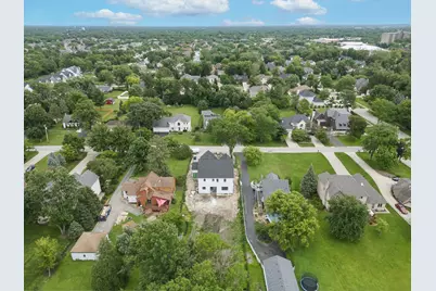6136 Bentley Avenue, Willowbrook, IL 60527 - Photo 8