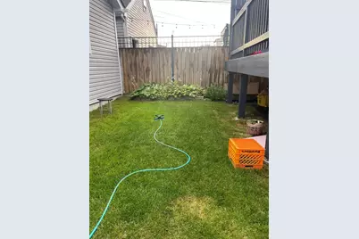 3513 W Beach Avenue, Chicago, IL 60651 - Photo 16