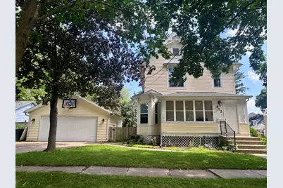 412 W Madison Street, Belvidere, IL 61008 - Photo 1