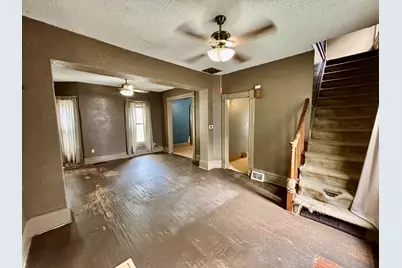 412 W Madison Street, Belvidere, IL 61008 - Photo 6