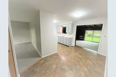 552 Cochise Place, Carol Stream, IL 60188 - Photo 4