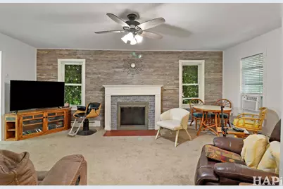 35694 N Laurel Avenue, Ingleside, IL 60041 - Photo 4