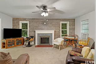 35694 N Laurel Ave, Ingleside, IL 60041 - Photo 4