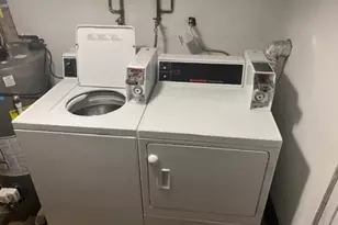 2921 W Lyndale St, Chicago, IL 60647 - Photo 8