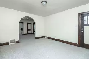 4952 Linscott Ave, Downers Grove, IL 60515 - Photo 6