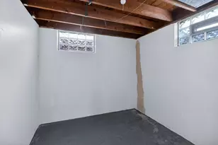 4945 Middaugh Ave, Downers Grove, IL 60515 - Photo 14