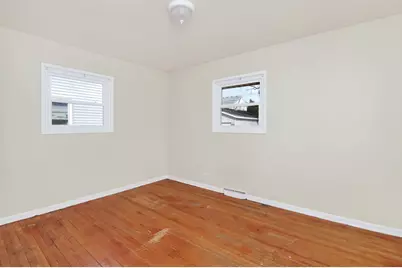 4945 Middaugh Avenue, Downers Grove, IL 60515 - Photo 8