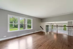 666 Barberry Rd, Highland Park, IL 60035 - Photo 6