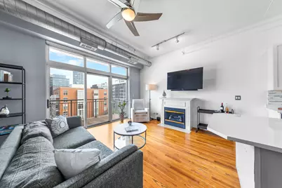 950 W Monroe Street #616, Chicago, IL 60607 - Photo 6