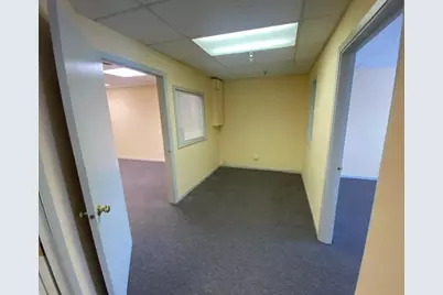 9944 S Roberts Road #205, Palos Hills, IL 60465 - Photo 6