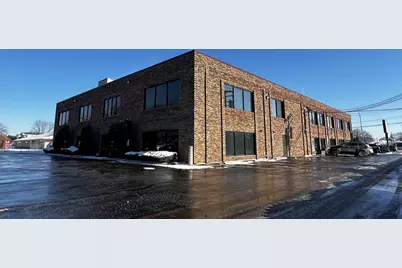 9944 S Roberts Road #205, Palos Hills, IL 60465 - Photo 2