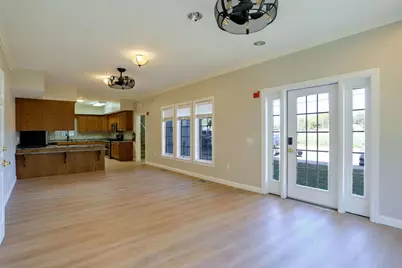 504 E Church Street, Champaign, IL 61820 - Photo 12