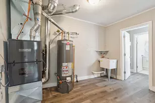 320 Oakwood St, Park Forest, IL 60466 - Photo 8