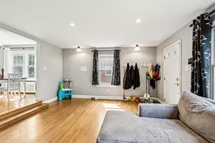 1656 Harding Rd, Northfield, IL 60093 - Photo 4