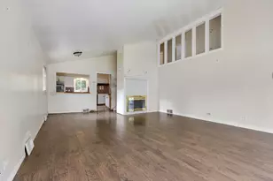 15230 Meadow Ln, Dolton, IL 60419 - Photo 4