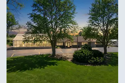 1126 E State Street, Sycamore, IL 60178 - Photo 4