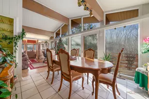 1161 Oak Spring Ln, Libertyville, IL 60048 - Photo 8