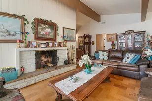 1161 Oak Spring Ln, Libertyville, IL 60048 - Photo 4