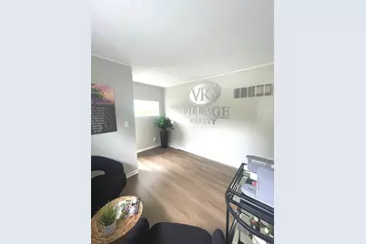 328 Park Lane Drive, Grant Park, IL 60940 - Photo 2