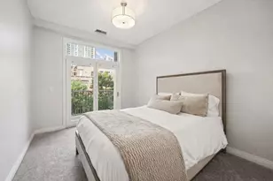 560 W Fulton St, Chicago, IL 60661 - Photo 14