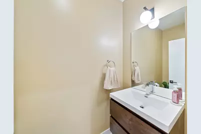 2304 W Jackson Boulevard #1E, Chicago, IL 60612 - Photo 12