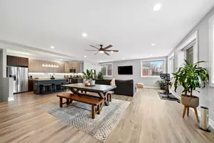 2304 W Jackson Blvd, Chicago, IL 60612 - Photo 1