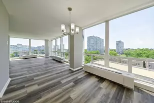 601 E 32nd St, Chicago, IL 60616 - Photo 8