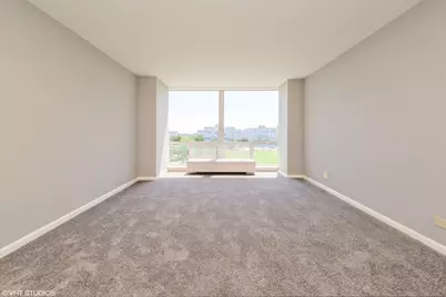 601 E 32nd Street #801, Chicago, IL 60616 - Photo 10