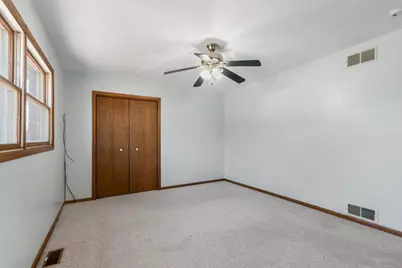 [Address not provided], Berkeley, IL 60163 - Photo 10