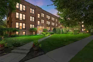 628 Judson Ave, Evanston, IL 60202 - Photo 2