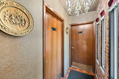 10140 S Roberts Road, Palos Hills, IL 60465 - Photo 14