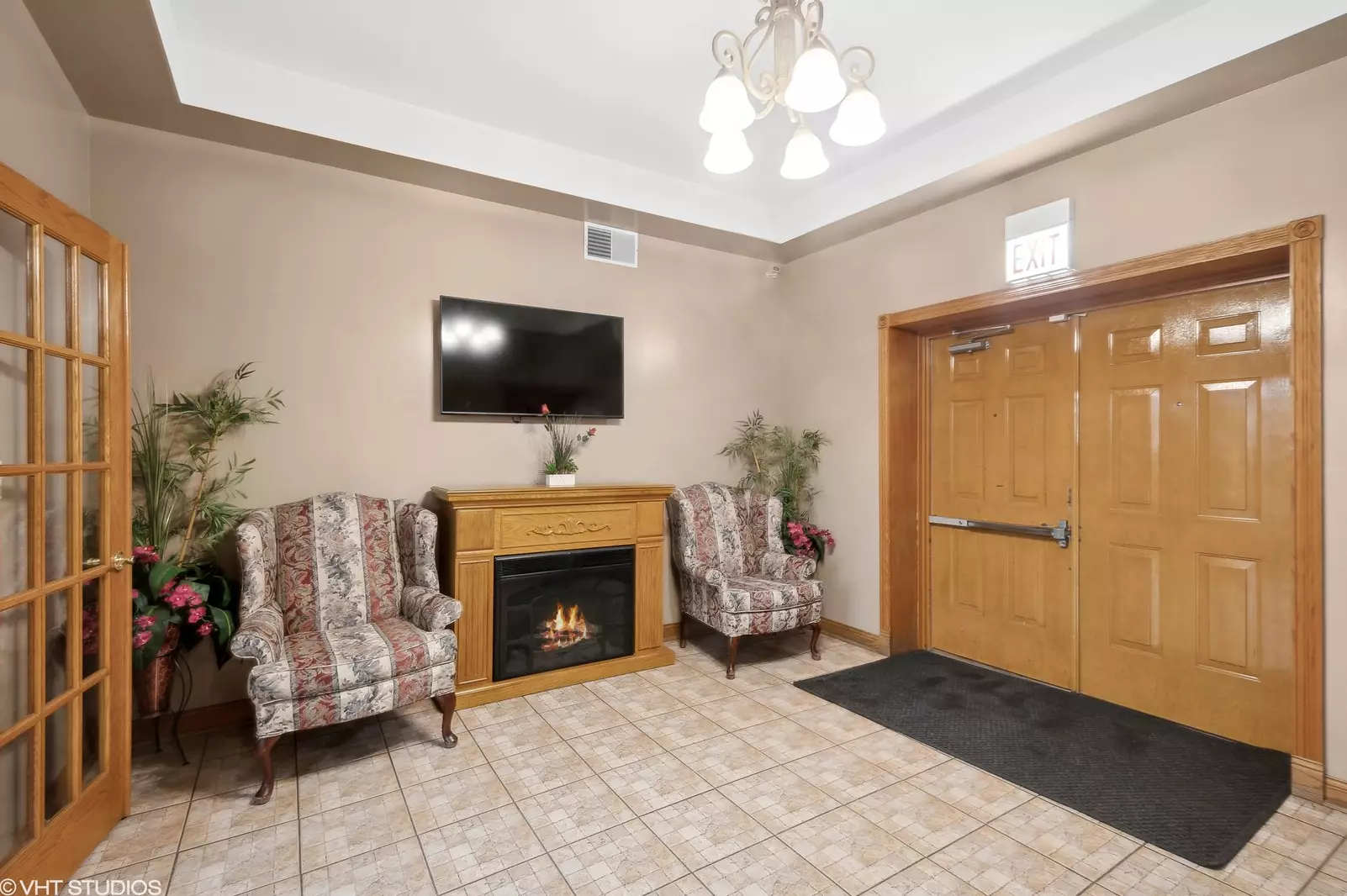 3334 S Paulina St, Chicago, IL 60608 - MLS 12431265 - Coldwell Banker