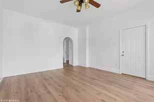 5104 N Austin Ave, Chicago, IL 60630 - Photo 2