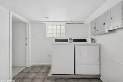 5104 N Austin Avenue #1, Chicago, IL 60630 - Photo 12