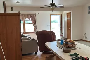 451 Turner Rd, Aurora, IL 60505 - Photo 4