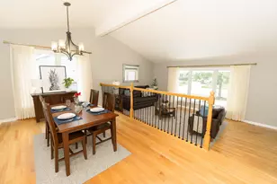 1107 W White Oak St, Arlington Heights, IL 60005 - Photo 6