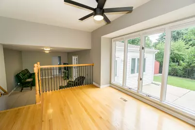 1107 W White Oak Street, Arlington Heights, IL 60005 - Photo 14