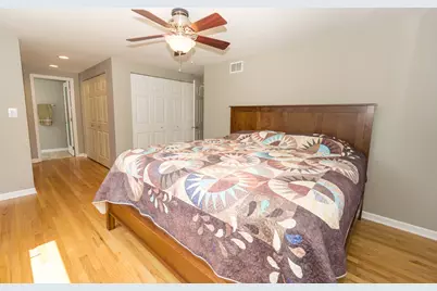 1107 W White Oak Street, Arlington Heights, IL 60005 - Photo 30