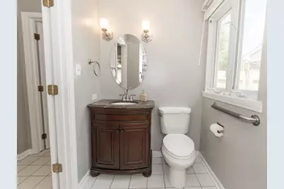 1107 W White Oak Street, Arlington Heights, IL 60005 - Photo 26