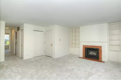 600 Eastveiw Court #X1, Schaumburg, IL 60193 - Photo 10