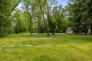 2373 Geddes Rd, Rockford, IL 61103 - Photo 76