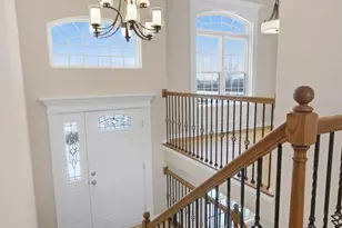 8241 Dylan Dr, Merrillville, IN 46410 - Photo 12