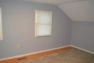 309 S Main St, Walnut, IL 61376 - Photo 20