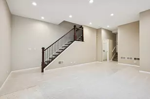 919 N Willard Ct, Chicago, IL 60642 - Photo 12