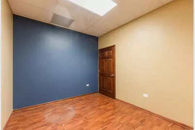227 S Main Street, Bartlett, IL 60103 - Photo 10