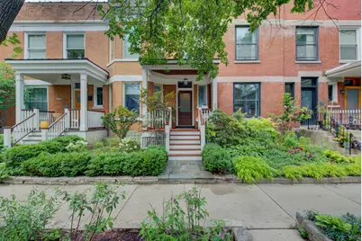 1924 W Newport Avenue, Chicago, IL 60657 - Photo 1